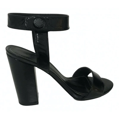 Pre-owned Kendall + Kylie Patent Leather Sandals In Black