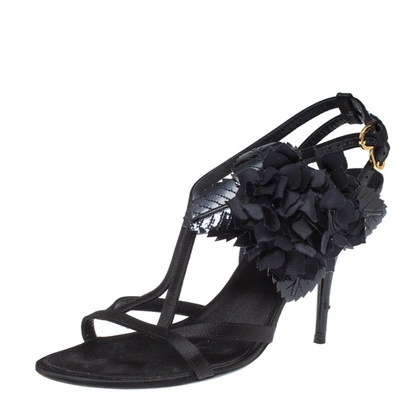 Pre-owned Louis Vuitton Black Satin And Patent Leather Flower Embellished Ankle Strap Sandal Size 39.5
