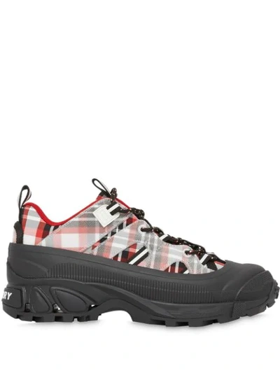 Burberry Multicoloured Arthur Checked Sneakers In Rot