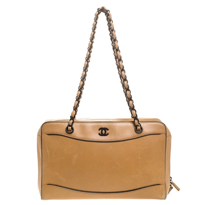 Pre-owned Chanel Light Brown Leather Resin Chain Medium Vintage Shoulder Bag