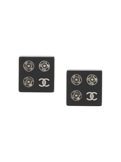 Pre-owned Chanel 2003  Cc Square-shaped Earrings In Black