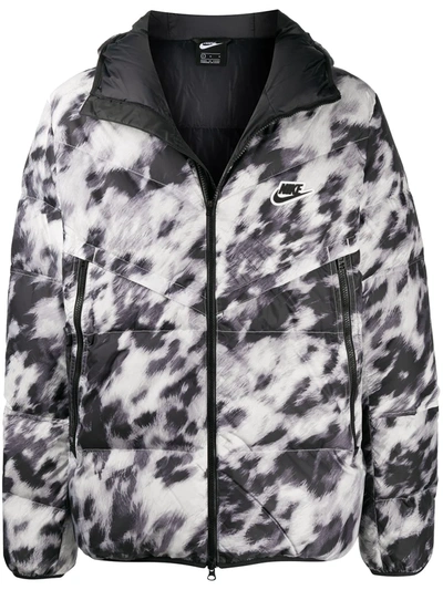 Nike Camouflage-print Padded Coat In Black