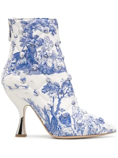 Moschino Quilted Anime Antoinette Printed Booties In White