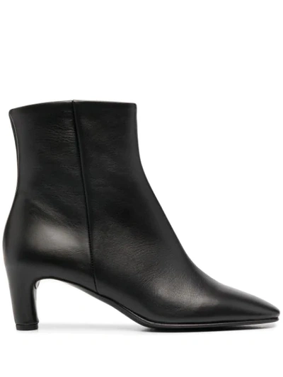 Del Carlo Zipped Ankle Boots In Black
