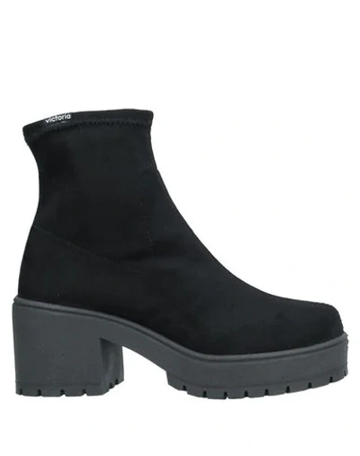 Victoria Ankle Boot In Black