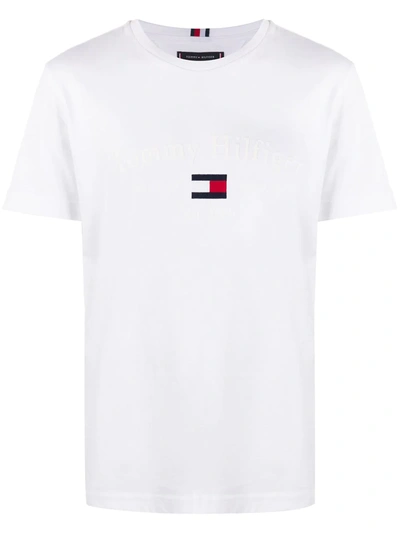 Tommy Hilfiger Logo-print Short Sleeved T-shirt In White
