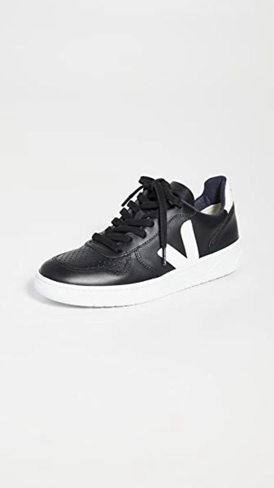 Veja V-10 Leather Sneakers In Black,white