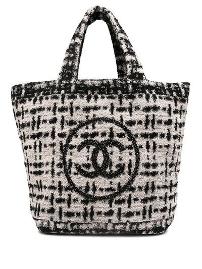 Pre-owned Chanel Cc Tweed Beach Bag In Black