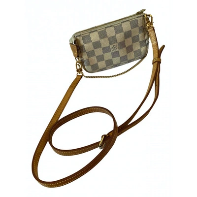 Pre-owned Louis Vuitton Cloth Clutch Bags In Other