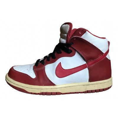 Pre-owned Nike Sb Dunk  Red Leather Trainers