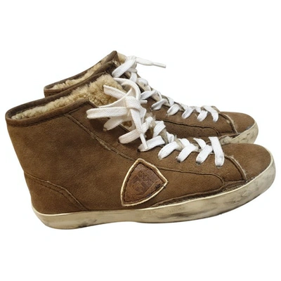 Pre-owned Philippe Model Faux Fur Trainers In Beige