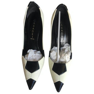 Pre-owned Casadei Patent Leather Heels In White
