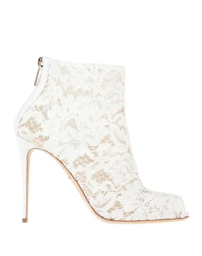Dolce & Gabbana Ankle Boots In Ivory