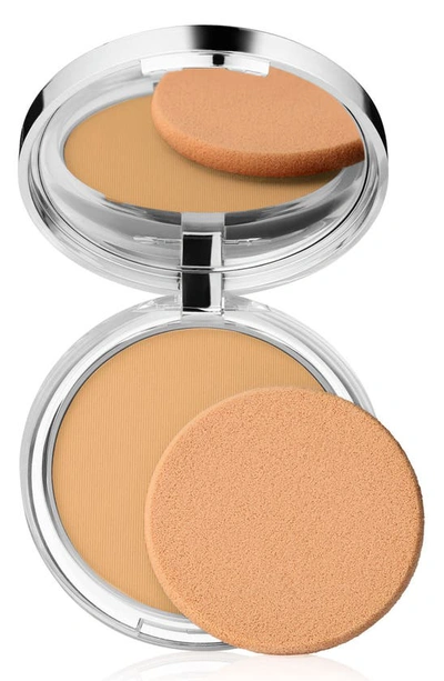 Clinique Stay-matte Sheer Pressed Powder In Stay Walnut