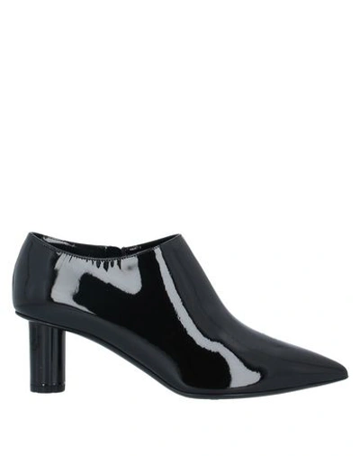 Ferragamo Ankle Boots In Black