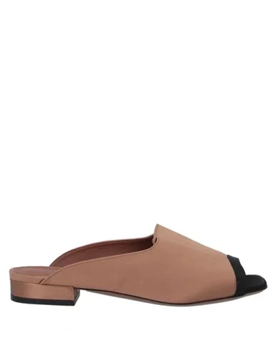 L'autre Chose Sandals In Beige