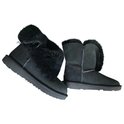 Pre-owned Ugg Faux Fur Snow Boots In Black
