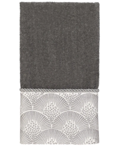 Avanti Deco Shells Fingertip Towel Bedding In Nickel