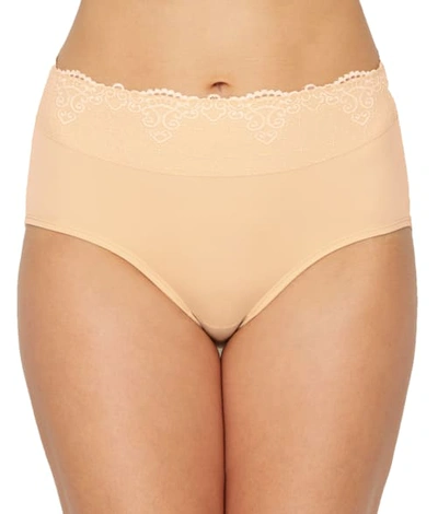 Bali Smooth Passion For Comfort Lace Brief In Soft Taupe