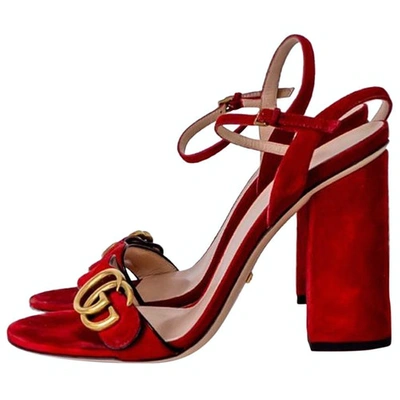 Pre-owned Gucci Marmont Red Suede Sandals