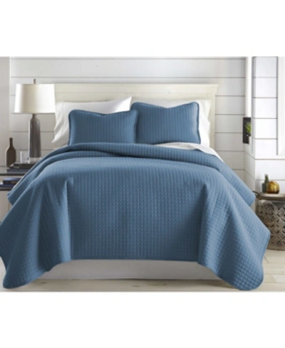 Southshore Fine Linens Oversized Lightweight Quilt And Sham Set Bedding In Coronet Blue