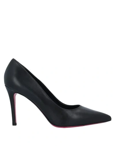 Pinko Pumps In Black