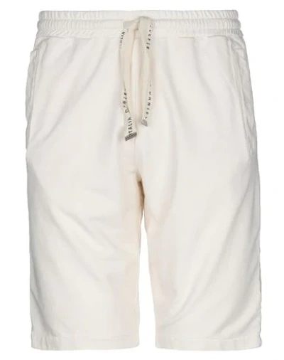 Daniele Fiesoli Man Shorts & Bermuda Shorts Ivory Size Xxl Cotton, Elastane In White