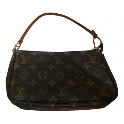 Pre-owned Louis Vuitton Pochette Accessoire Cloth Clutch Bag