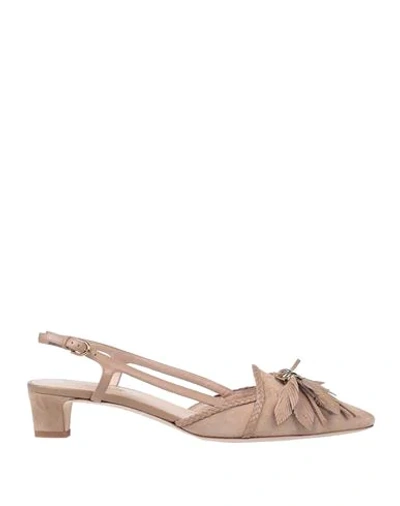 Tod's Pumps In Beige