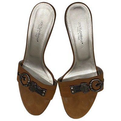 Pre-owned Dolce & Gabbana Camel Suede Sandals