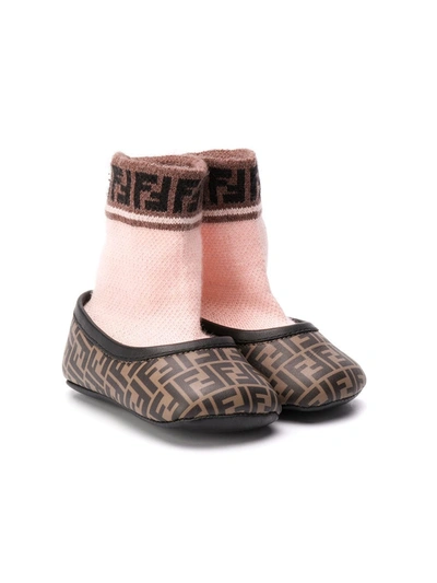 Fendi Babies' Ff Logo Sock Ballerina Crib Shoe In Brown/ Pink