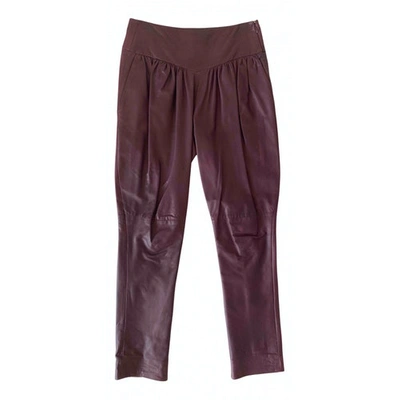 Pre-owned Chloé Leather Trousers In Burgundy