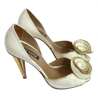 Pre-owned Le Silla Leather Heels In White