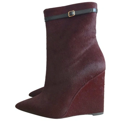 Pre-owned Burberry Pony-style Calfskin Ankle Boots In Burgundy
