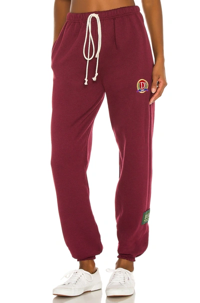 Danzy Classic Collection Sweatpant In Maroon