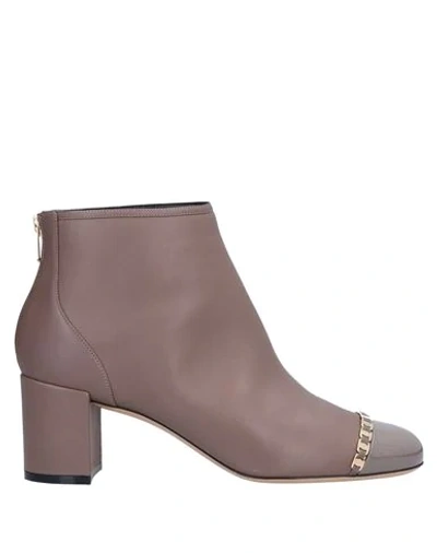 Ferragamo Ankle Boots In Dove Grey