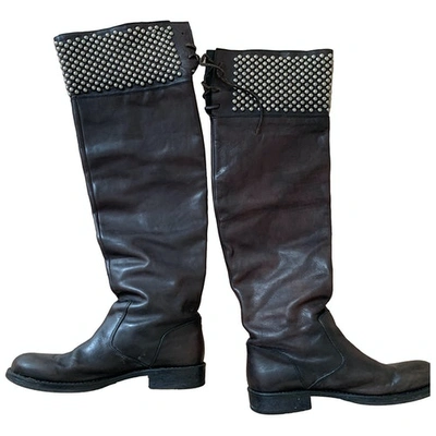 Pre-owned Htc Leather Boots In Black