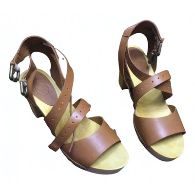 Pre-owned Ash Leather Sandal In Camel
