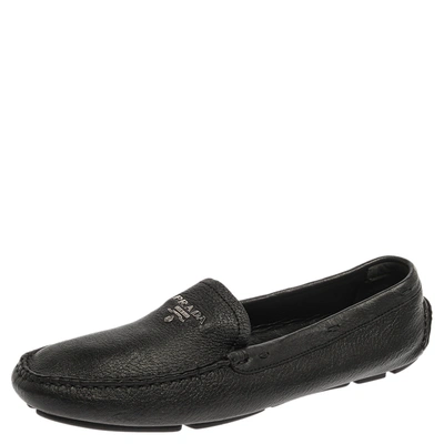 Pre-owned Prada Black Grained Leather Slip On Loafers Size 39