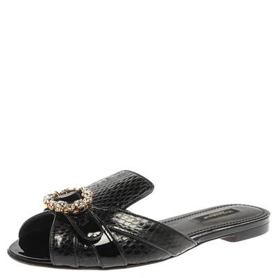 Pre-owned Dolce & Gabbana Black Snakeskin Effect Leather And Patent Leather Crystal Embellished Flat Slide Sandals Size 36