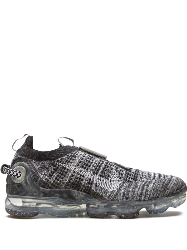 vapormax women finish line