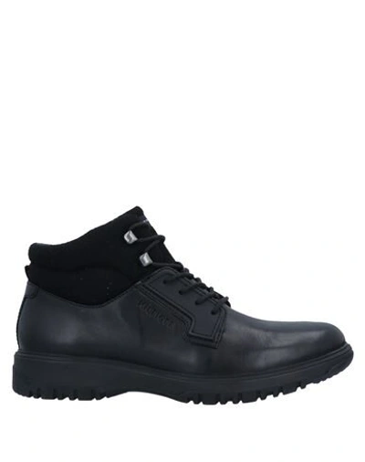 Tommy Hilfiger Boots In Black