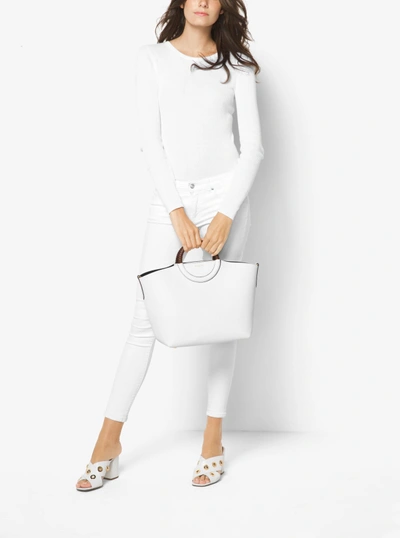 Michael kors skorpios shop market bag