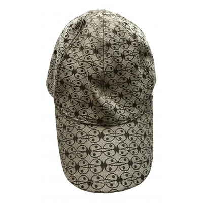 Pre-owned Coccinelle Cap In Brown