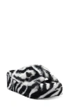 Jessica Simpson Talulla Faux Fur Platform Cozy Slip-on Sandal In White/ Black