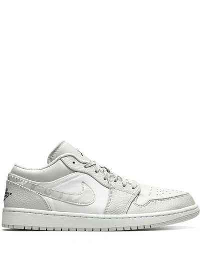 Jordan Air  1 Low Trainers In White/photon Dust/grey Fog