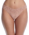 Hanky Panky Signature Lace Original Rise Thong In Seashell