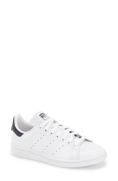 Adidas Originals Stan Smith Sneaker In White/ Navy
