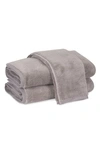 Matouk Milagro Fingertip Towel In Platinum