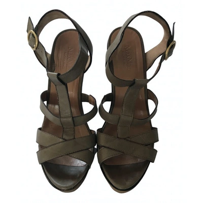 Pre-owned Max Mara Leather Sandals